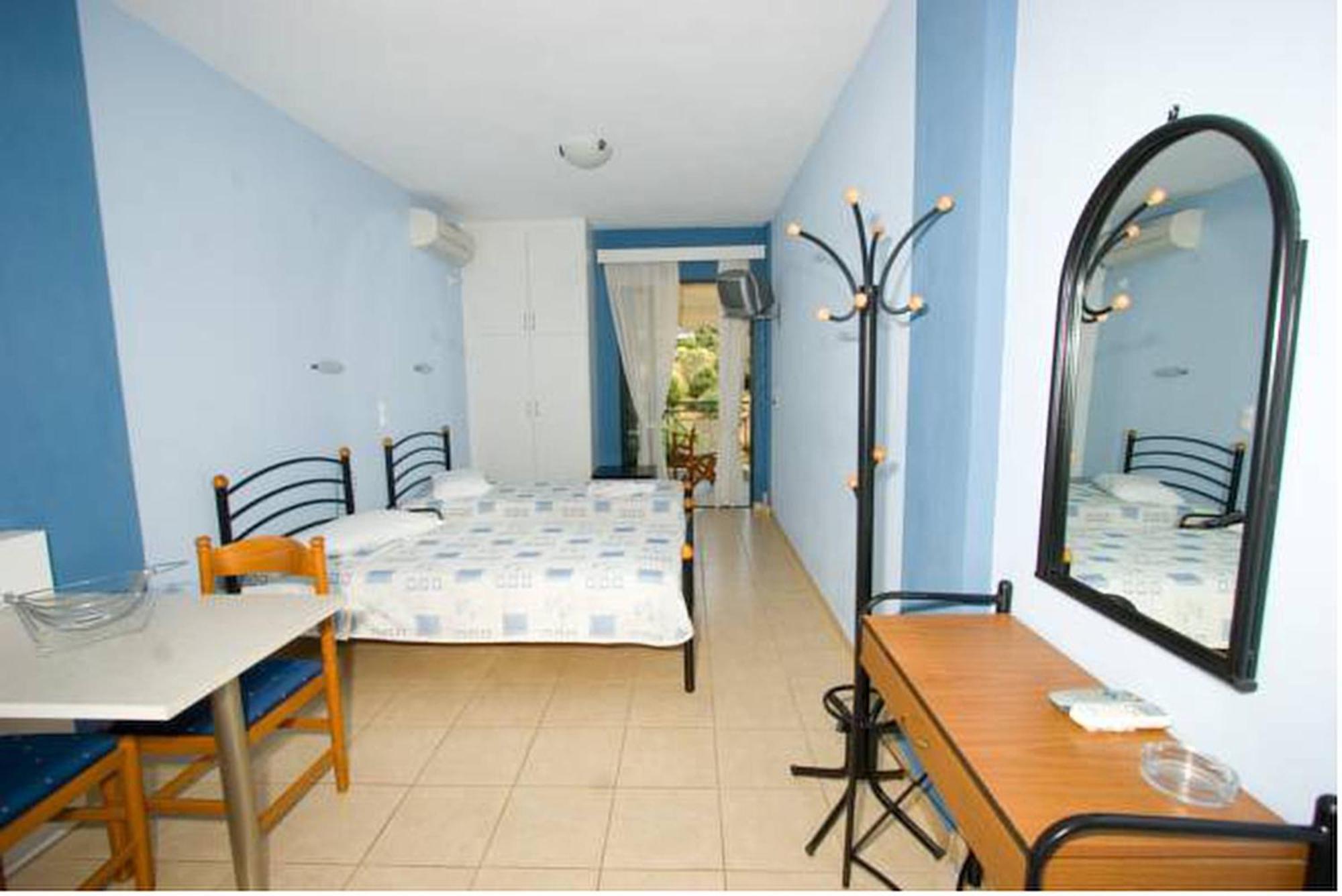Sagini Boutique Hotel Loutra Edipsou (Evia) Quarto foto